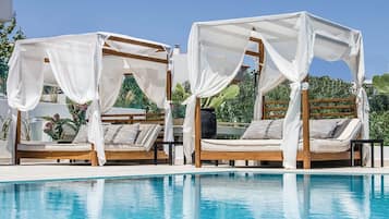 Piscine extérieure, piscine chauffée