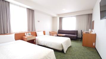 1 bedroom, desk, iron/ironing board, free WiFi