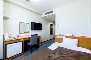 1 dormitorio, escritorio, tabla de planchar con plancha y wifi gratis