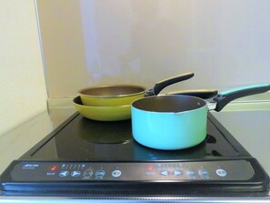 صورة غير مصنفة، 2 من 22، زرّ