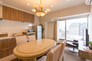 Interior - Superior Apartment West / Kyoto Kyōto (Kyoto)