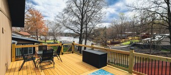 High Rock Lakefront Duplex Retreat Private Dock Quiet Cove Sleeps 7