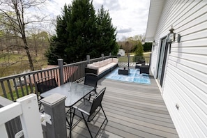 Outdoor dining - High Rock Lake is calling! Wright by the Lake - Lakefront Duplex (Lexington)