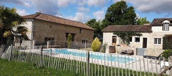 Homerez - "Sigoulès villa with pool"