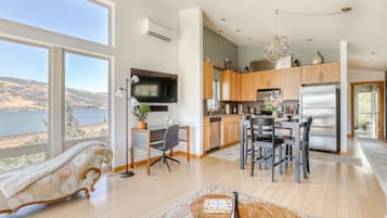 Smart TV, books, offices