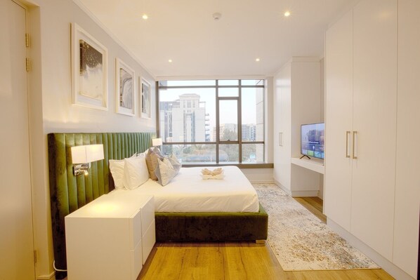 2 makuuhuonetta, silitysrauta/-lauta, Wi-Fi, vuodevaatteet