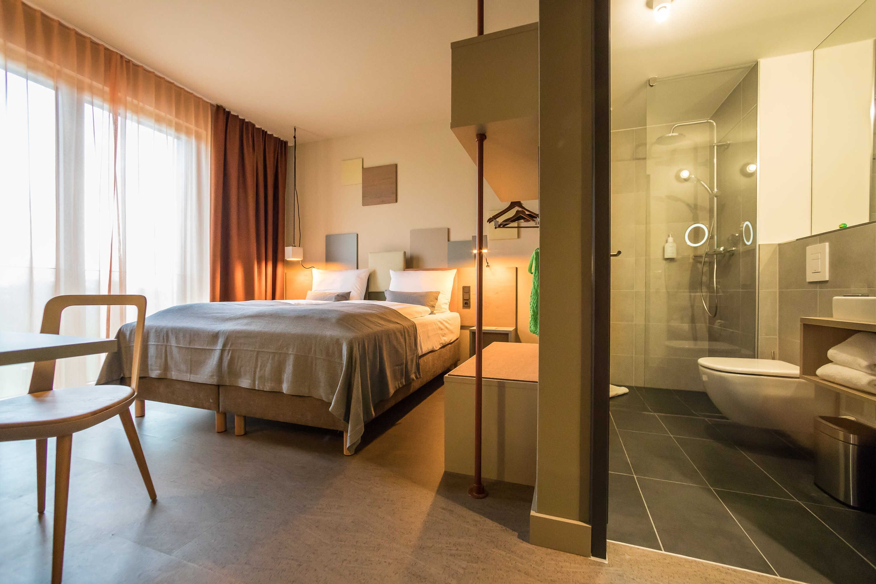 1 bedroom, in-room safe, desk, WiFi