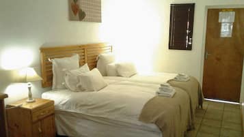 1 bedroom, in-room safe, WiFi, bed sheets