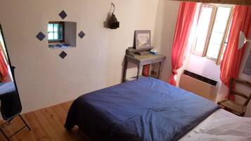 1 Schlafzimmer, Zimmersafe, Bügeleisen/Bügelbrett, Reisekinderbett