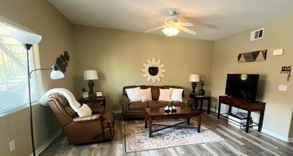 Cozy Mesquite Condo, 2B/2B, Ground Floor, Sleeps 6