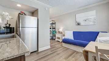 Televisie en een tafeltennistafel