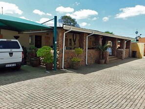 Property grounds - D & H Guesthouse Graskop Apt 9 (Graskop)