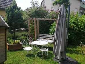 Outdoor dining - Studio Bar (Illfurth)