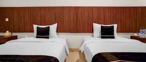 Deluxe Twin Room | Premium bedding, desk, free WiFi, bed sheets