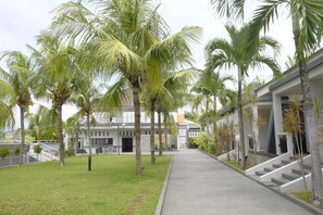 Chambre Royale avec lits jumeaux | Jardin