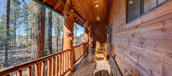 Huge Cabin Near Woodland Lake, Sleeps 36!