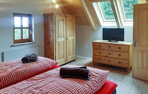 2 bedrooms, free WiFi