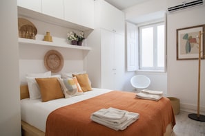 2 chambres, fer et planche à repasser, Wi-Fi gratuit, draps fournis