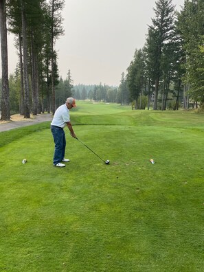 Golf - House on Hole 9 of Meadow Lake Golf Course (Columbia Falls)