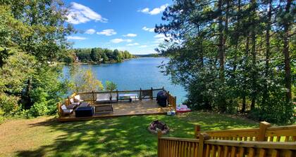 All Decked Out-NEW Lakefront!-Sleeps 6-Close to Colgate!