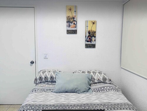 Our comfortable private room "Bora Bora" 