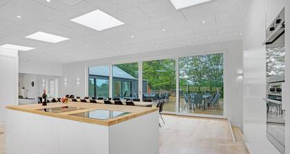 Amazing home in Fårevejle with sauna