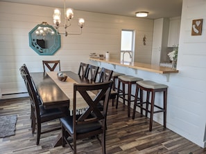 Dining - BEACHFRONT Property with Room for Everyone (Moss Landing)