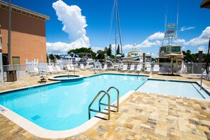 Uppvärmd pool