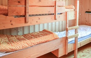 2 Schlafzimmer, Reisekinderbett, Bettwäsche