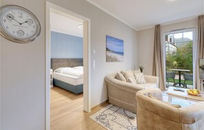 1 bedroom, in-room safe, free WiFi, bed sheets