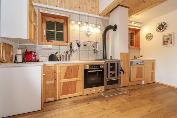 KĂŒhlschrank, Ofen, Herdplatte, GeschirrspĂŒler