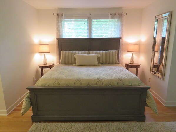 4 slaapkamers, een strijkplank/strijkijzer, wifi, beddengoed