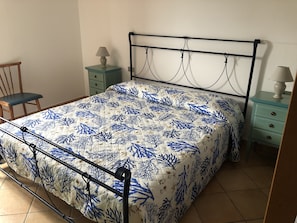 2 bedrooms, iron/ironing board
