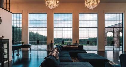 The Pines at Signal Mountain with Hot Tub