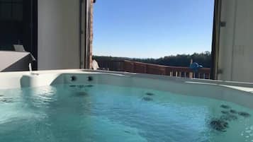 Idromassaggio all'aperto
