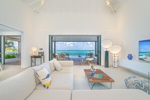 TV, table football, stereo