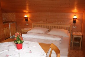 1 bedroom, WiFi, bed sheets