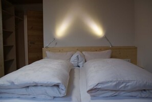 1 bedroom, WiFi, bed sheets - Ferienwohnung 4 1 - Gästehaus Obererlacher (Obertilliach)