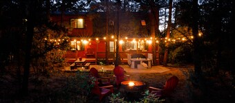 Pinetop-Lakeside home/3 bed/ 2 bath/treehouse/hot tub