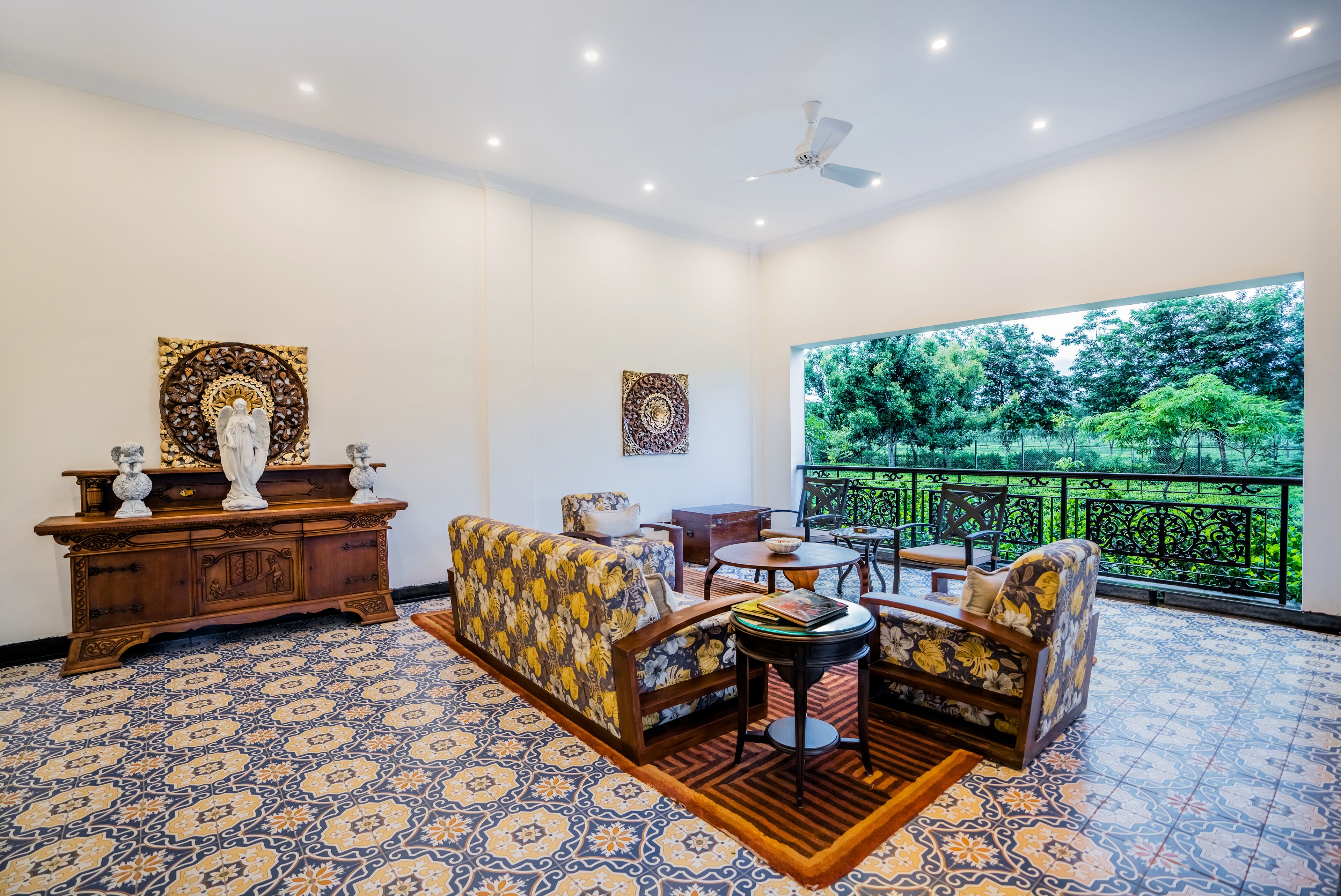 Colonial Suite | Vue depuis le balcon