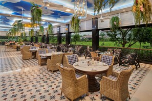 Dining - MAYFAIR Tea Resort (Siliguri)