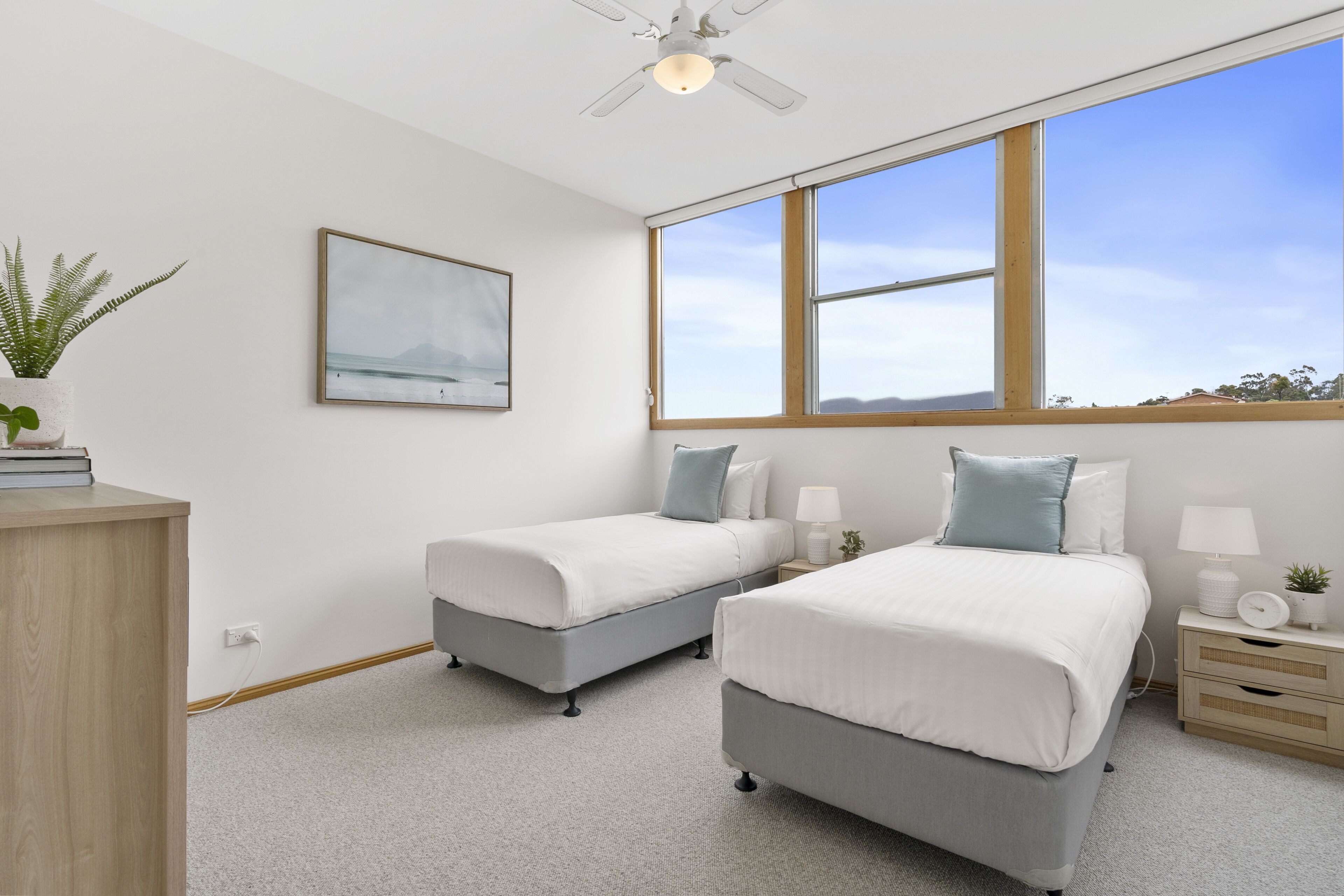 3 عدّة غرف نوم وملاءات من القطن المصري وأغطية فراش متميزة