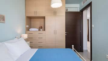 Villa Deluxe, 4 chambres, piscine privée | 4 chambres, coffres-forts dans les chambres, bureau