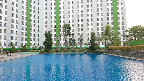 Indoor pool, outdoor pool