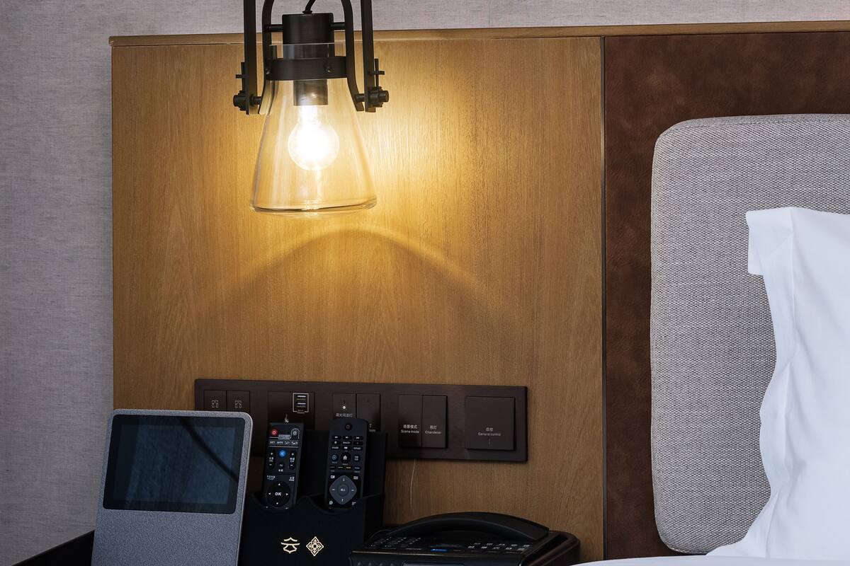 Kamar Double Superior | Brankas, meja kerja, tirai kedap cahaya, dan Wi-Fi gratis