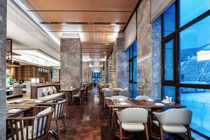 Restaurant - Jinling Cuiyun Mountain Hotel (Zhangjiakou)