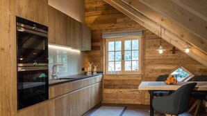 Apartment (Kanisfluh Apartemnt) | Private kitchen - Roagat Hus (Mellau)