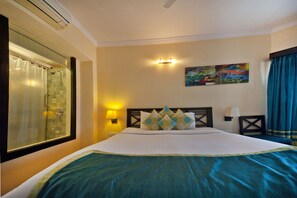 Quarto casal luxo | Cofres nos quartos, individualmente decorados