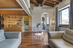 Apartment, 1 Bedroom | Living area