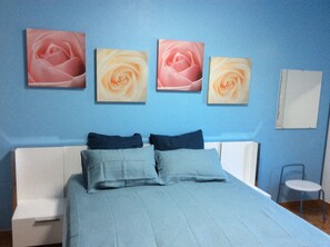 3 habitaciones, escritorio, wifi gratis y ropa de cama 